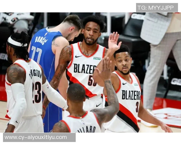 狄龙首节狂砍10分生涯总得分成功突破7000分大关创造新里程碑 狄龙首节狂砍10分生涯总得分成功突破7000分大关创造新里程碑